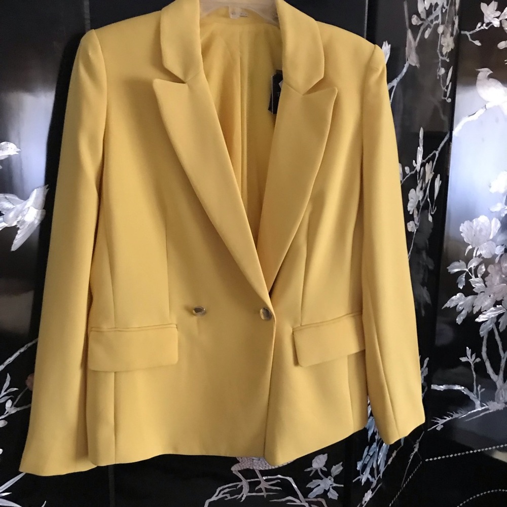🍋 Suit jacket NWT